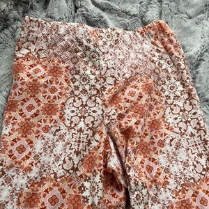 Fall butt lifting flair pants <3